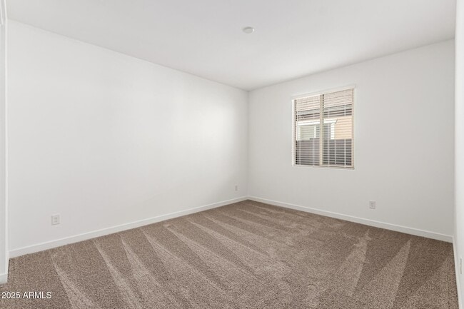 Building Photo - 23724 N 165th Dr