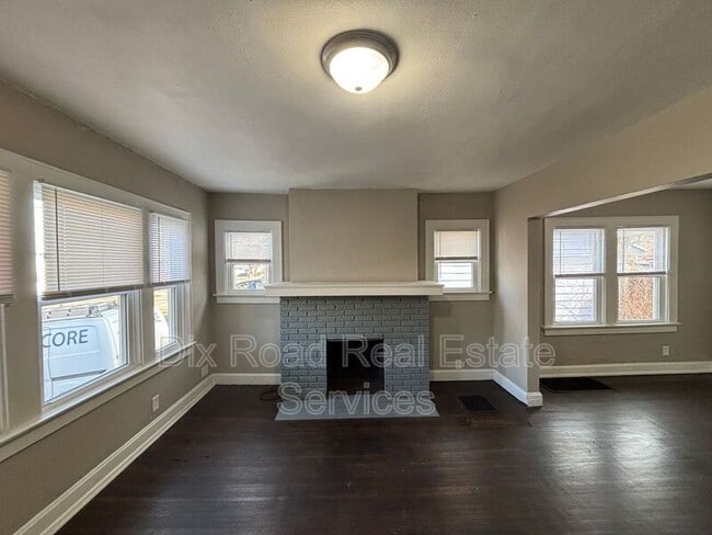 Building Photo - 525 Harrison Ave