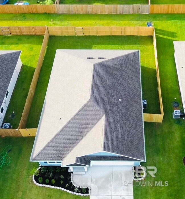 Building Photo - 394 Preston Wy