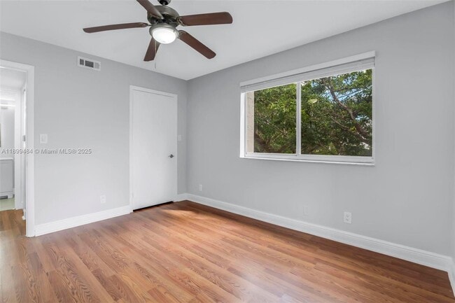 Building Photo - 5780 Rock Island Rd