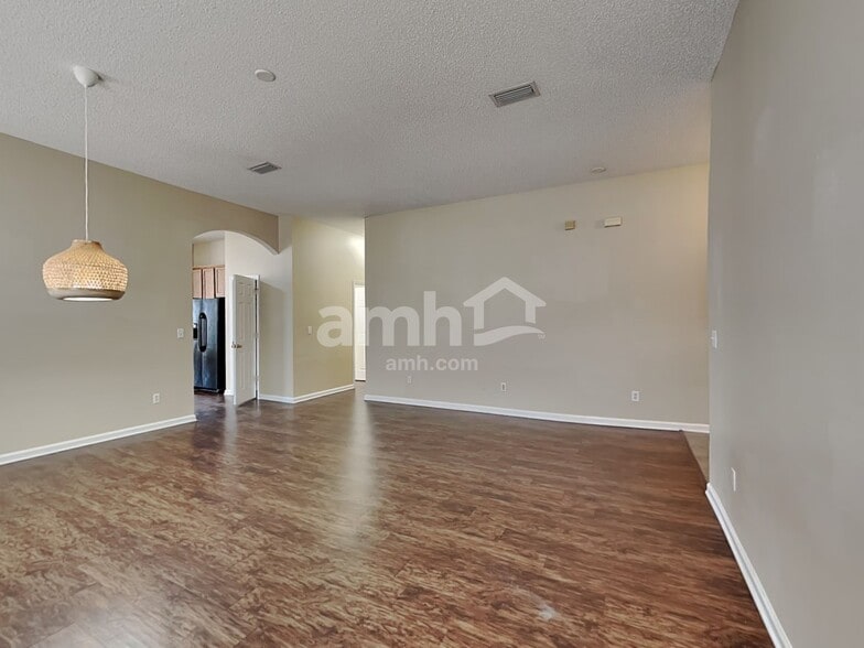 Building Photo - 12129 Autumn Sunrise Dr