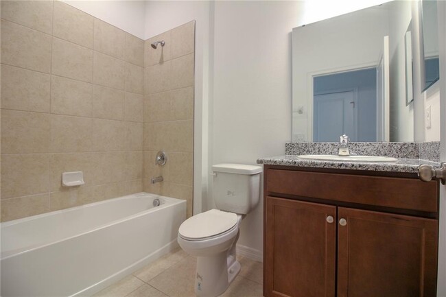 Building Photo - 6524 Great Bear Dr