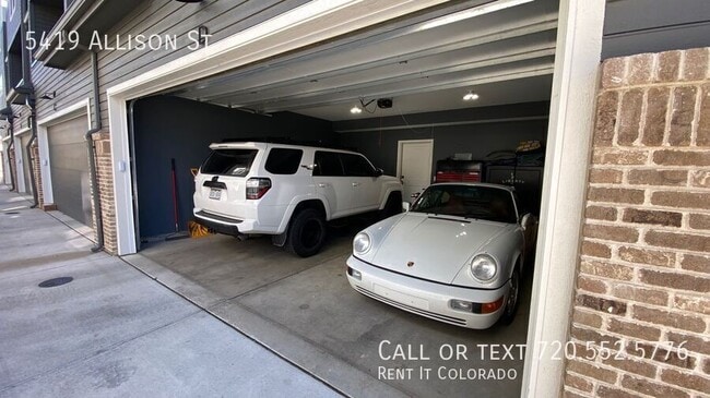 Building Photo - 5419 Allison St