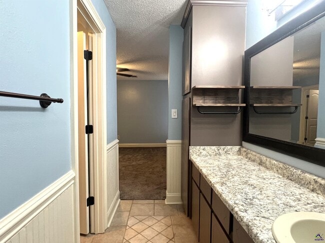 Building Photo - 108 Turtle Dove Ct