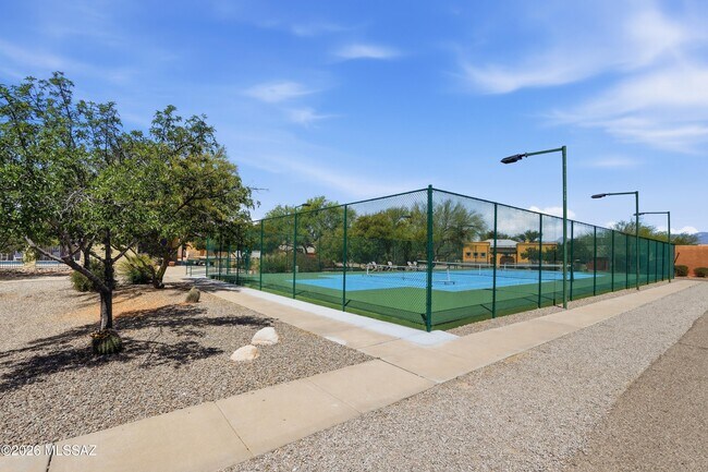 Building Photo - 10401 Yew Pl