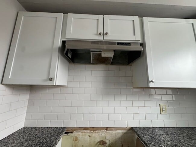 Building Photo - 17399 12 Mile Rd