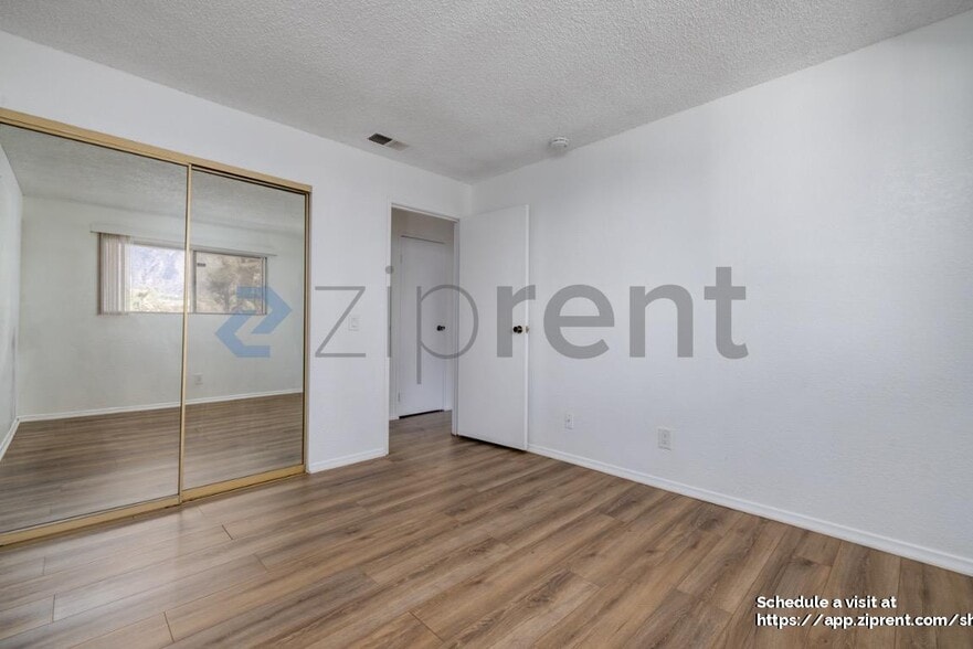 Building Photo - 2825 N Los Felices Rd