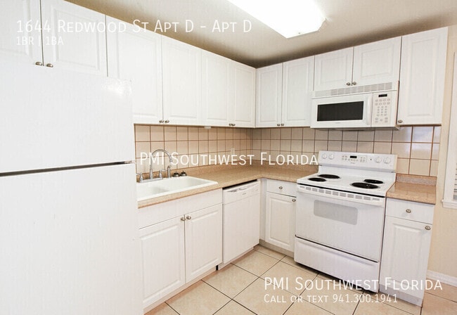 Building Photo - 1644 Redwood St