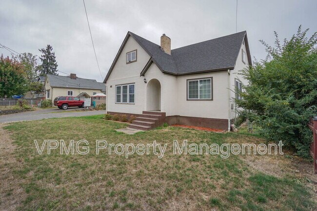 Building Photo - 2901 Fruit Valley Rd
