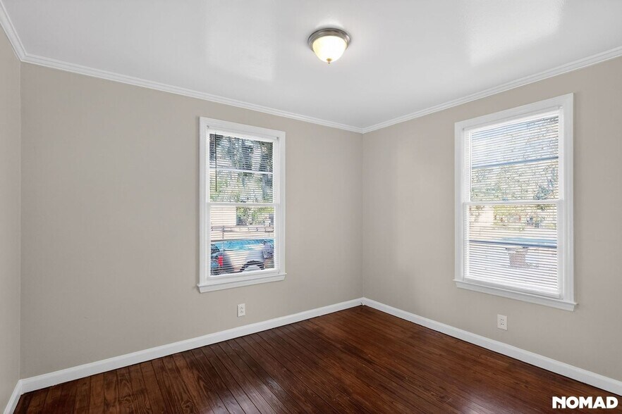 Building Photo - 2002 E 51st St