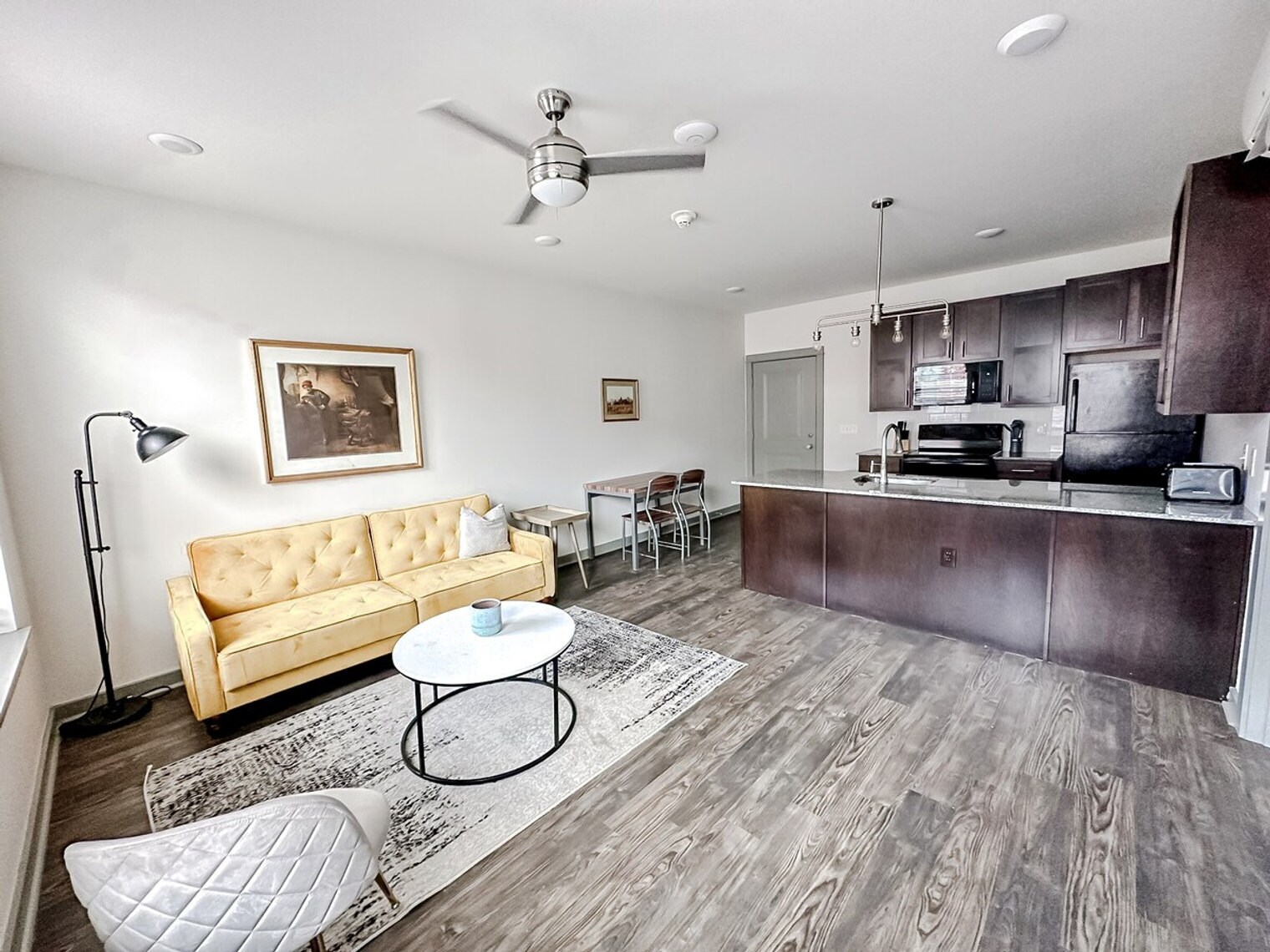 Building Photo - 111 E 4th St