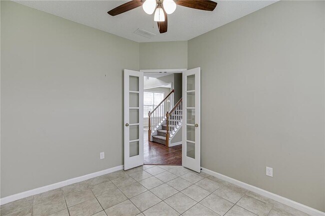 Building Photo - 305 Leatherman Ct