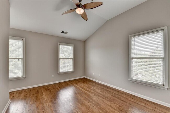 Building Photo - 486 Vinings Estates Dr SE
