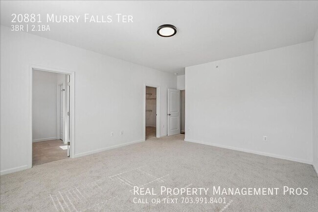 Building Photo - 20881 Murry Fls Ter