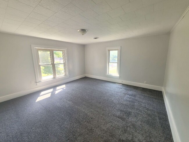 Building Photo - 120 N Wiley St