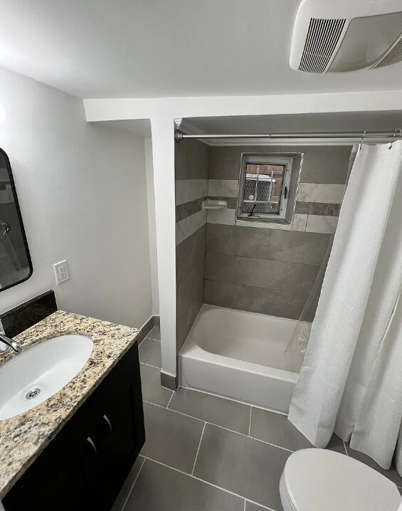 Building Photo - 1928 1st St NW