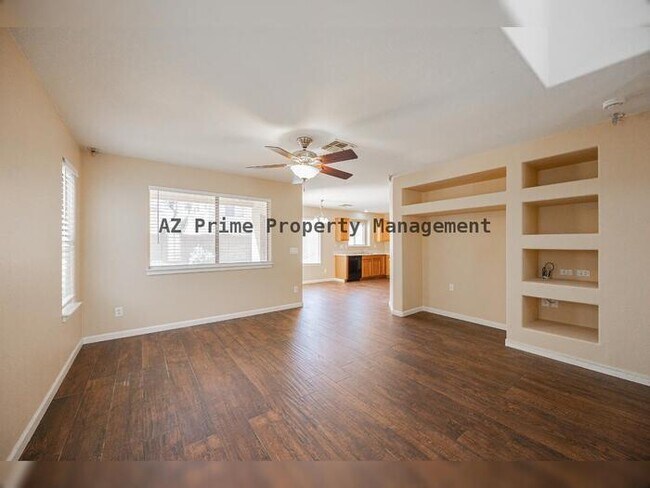 Building Photo - 12859 W Cambridge Ave