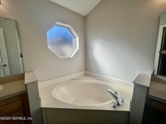 Building Photo - 2315 Companion Cir E