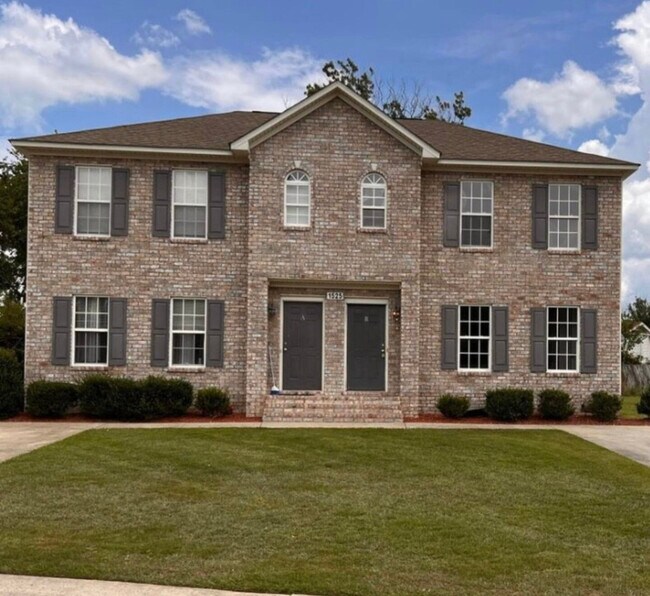 Primary Photo - 1525 Pine Brook Ct