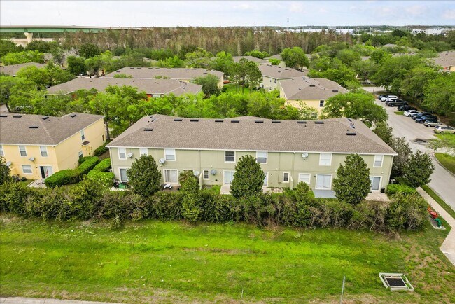 Building Photo - 13536 Tea Rose Way