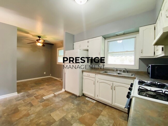 Building Photo - 2 Bedroom Home in Griffith