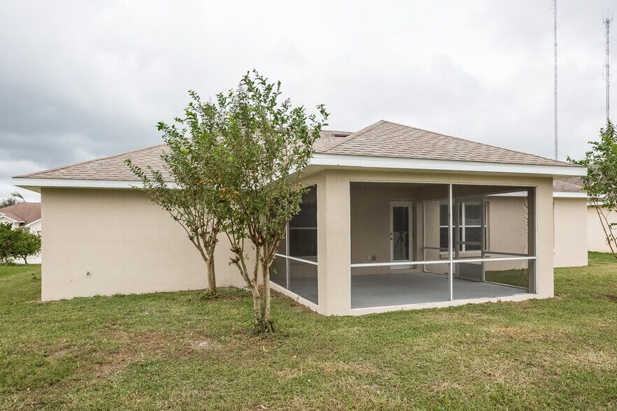 Building Photo - 6768 Highlands Creek Loop