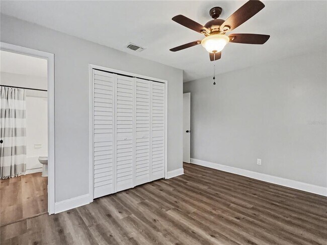 Building Photo - 109 Wild Elm Ct