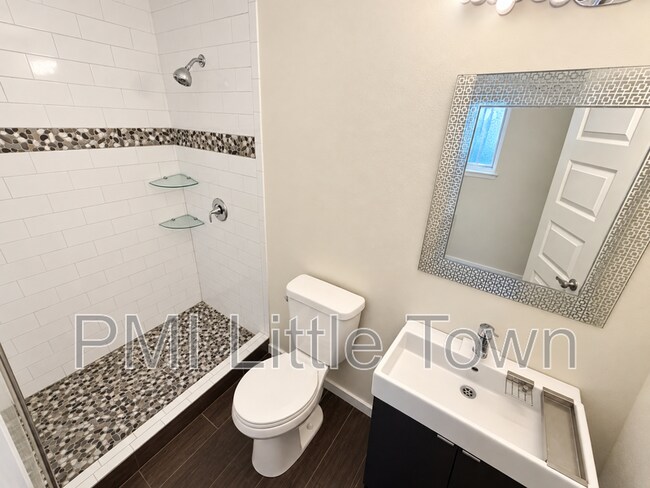 Building Photo - 9785 Dunning Cir