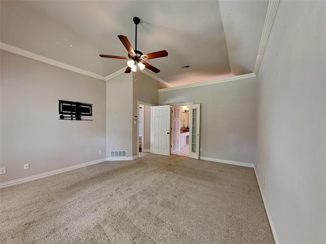 Building Photo - 807 Heather Ln