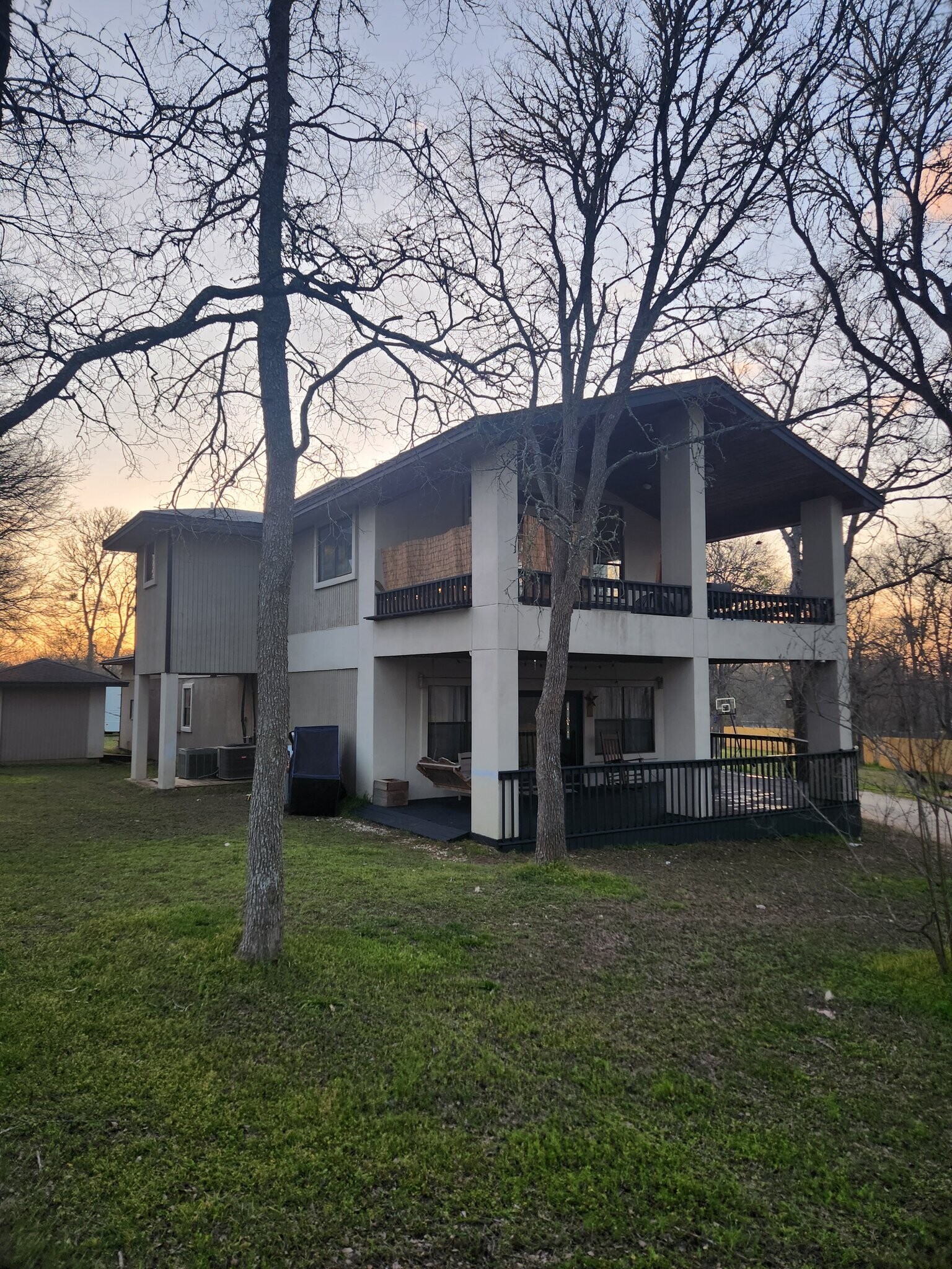 Building Photo - 126 Deer Run Dr