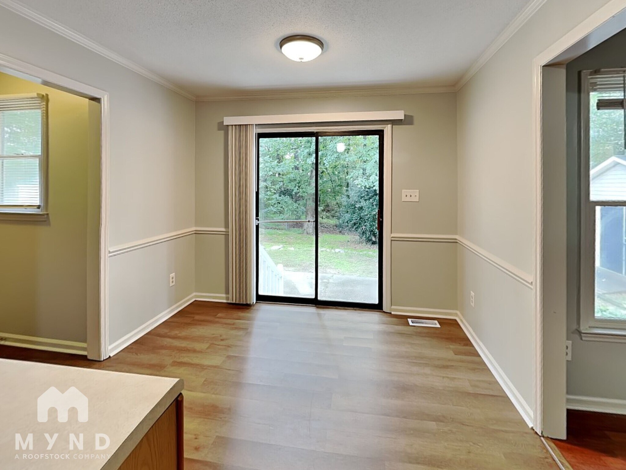 Building Photo - 303 Indian Springs Dr