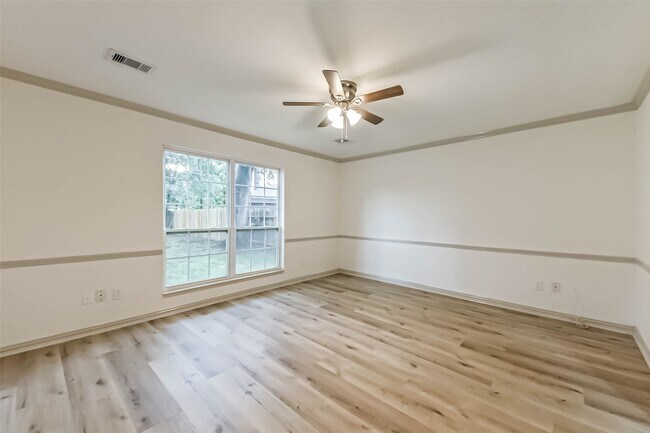 Building Photo - 4214 Brightwood Dr