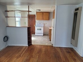 Building Photo - 1 Bed 1 Bath Single Family Home in Wisconsin Rapids