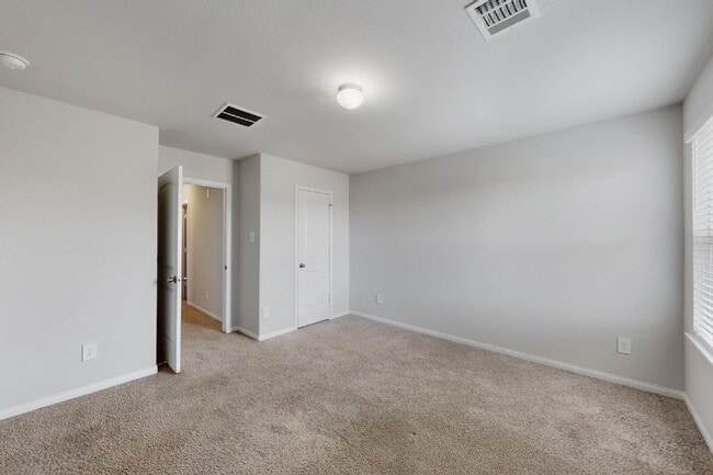 Building Photo - 968 Rice Dr