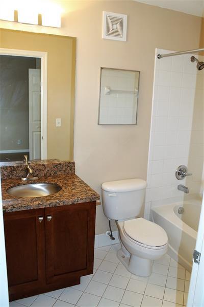 Building Photo - 4136 Forest Dr