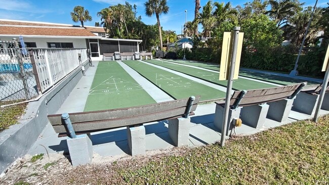 Building Photo - 2950 SE Ocean Blvd