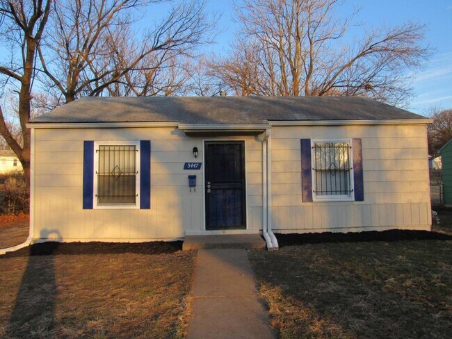 Building Photo - 5447 College Avenue