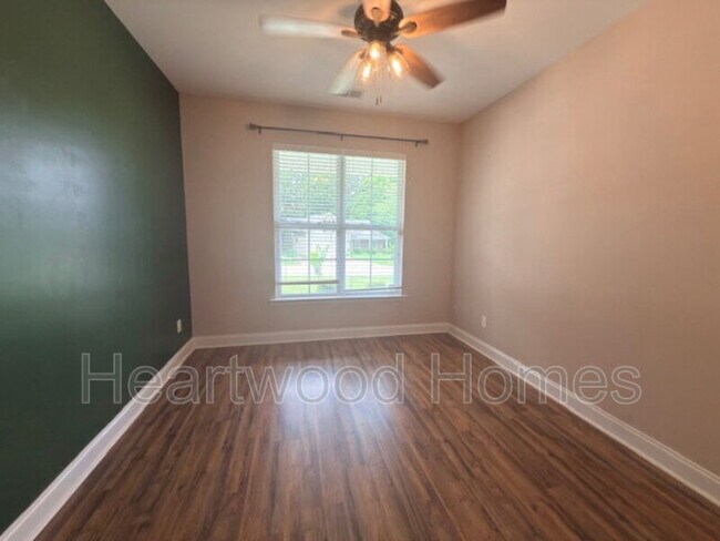 Building Photo - 249 Blythe Creek Dr