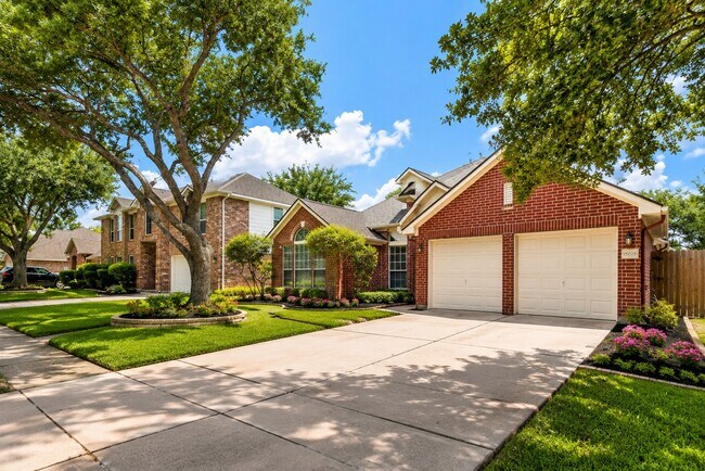 Building Photo - 8619 Bridge Park Dr