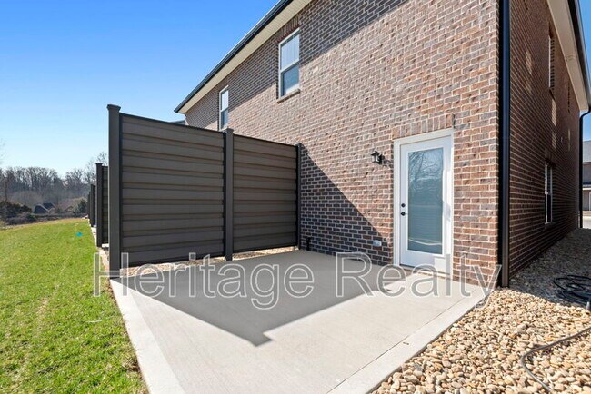 Building Photo - 7224 Sassafras Wy