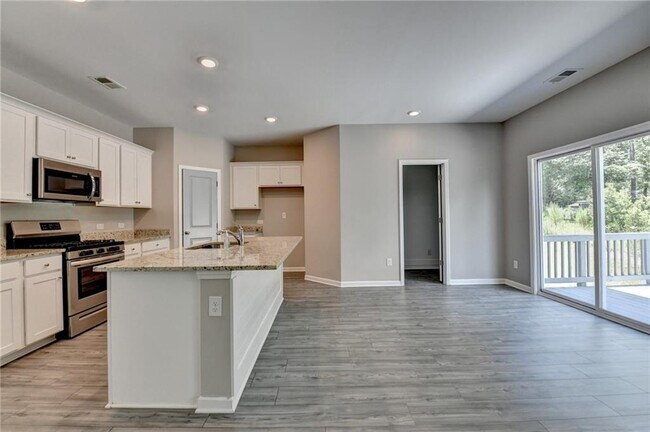 Building Photo - 125 Osprey Overlook Dr
