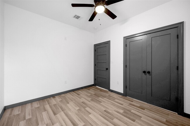 Building Photo - 3625 Lydia St