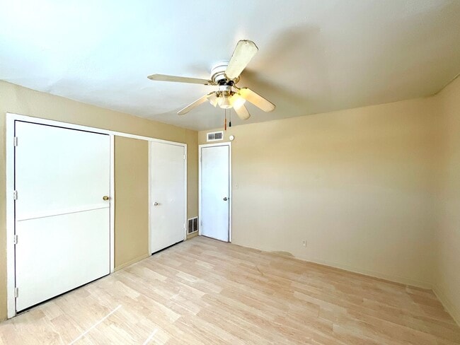 Building Photo - Available NOW! Prime Location 3-Bedroom, 2-Bath Home In Converse!!