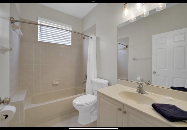 Building Photo - 7922 Monarch Ct