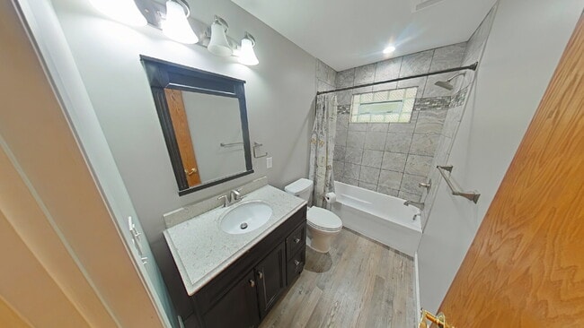 Building Photo - "Spacious 4-Bedroom Gem with 3 Full Baths ...