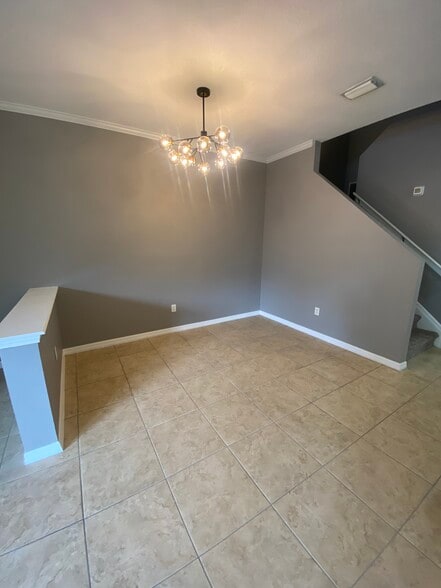 Building Photo - 7441 Arlington Grove Cir