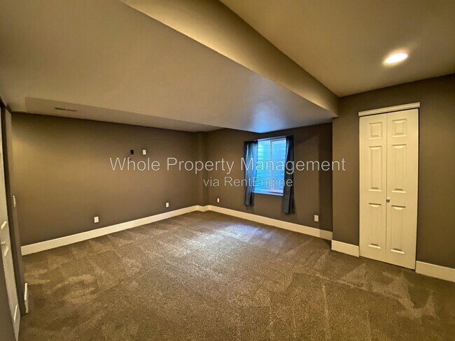 Building Photo - 5981 S Zante Way