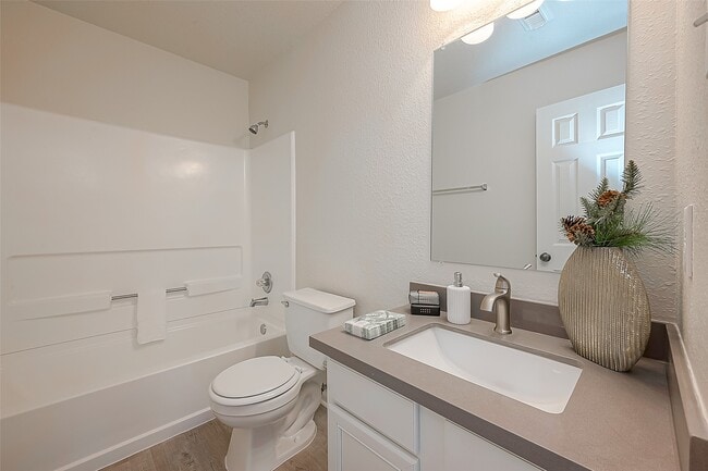 Building Photo - 3806 Granite Springs Ln