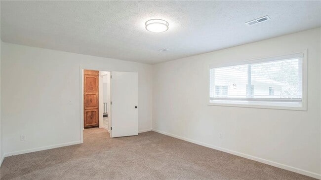 Building Photo - 3016 Donavan Way