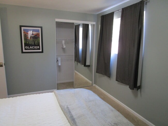 Building Photo - Charming  Furnished 3 bedroom Home in Whitefish